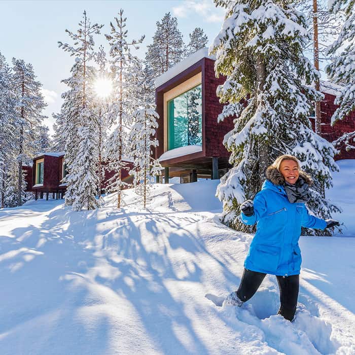 Arctic-TreeHouse-Hotel-winter-sun-n